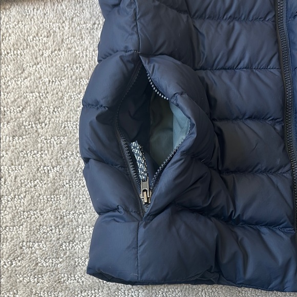 Patagonia Navy Puffer Jacket - Picture 2 of 7